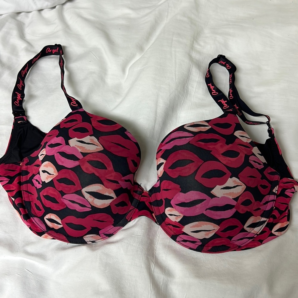 Victoria’s Secret Bra